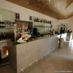 Pavimento e rivestimento bancone bar Mresina in Microcemento MICROFLOOR